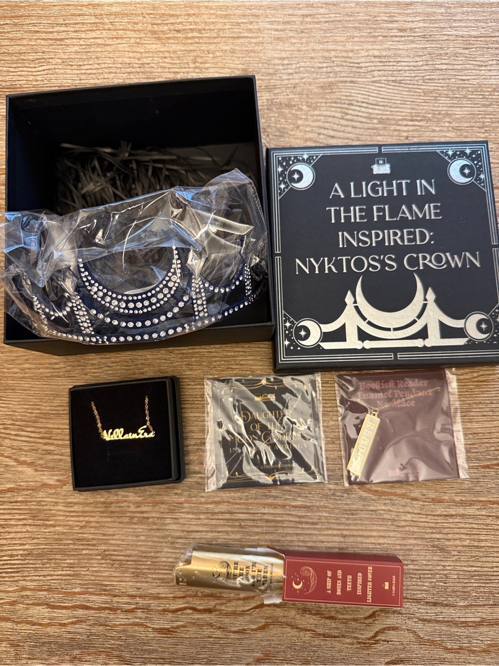 Assorted Bookish Box Items - Picture 8 of 11